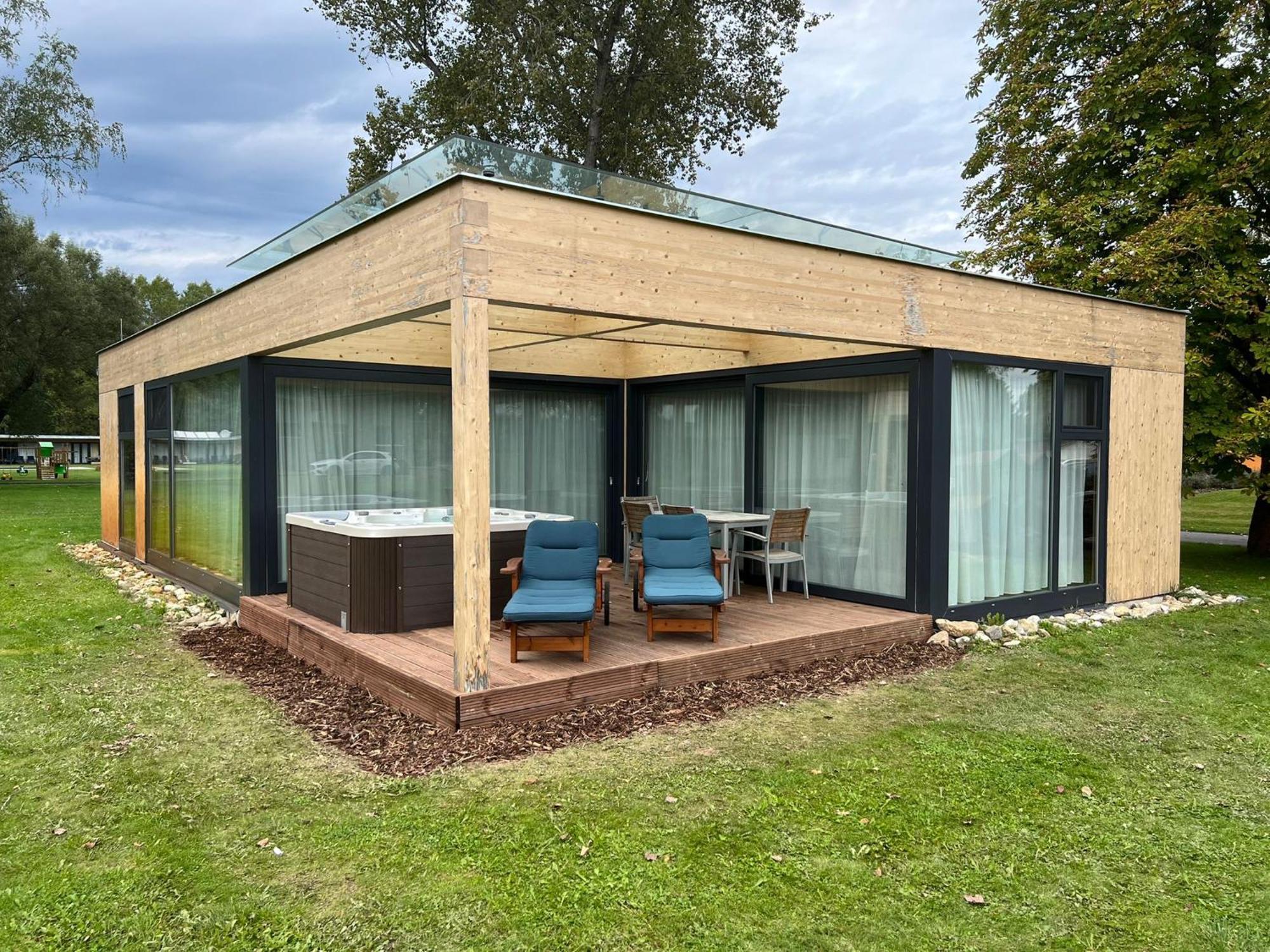 Villa Resort & Organic Spa - Luxusni Apartman S Virivkou Ceske Budejovice Dış mekan fotoğraf